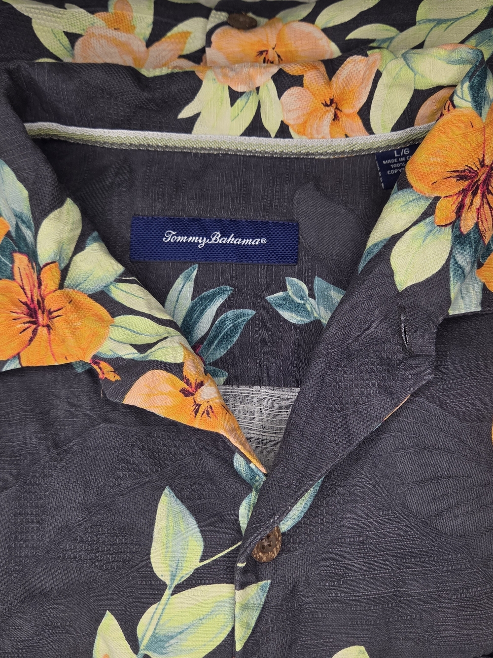 Tommy Bahama Black Floral Short-Sleeve Camp Shirt with Orange Blooms Size Large